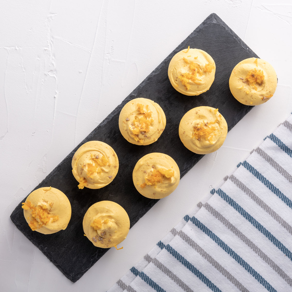 Cheesecakes - 8 Pack of Lemon Curd