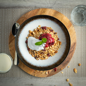 fitfood Berry Granola with yoghurt and berry compote